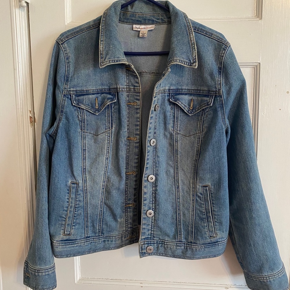 Women’s jean jacket